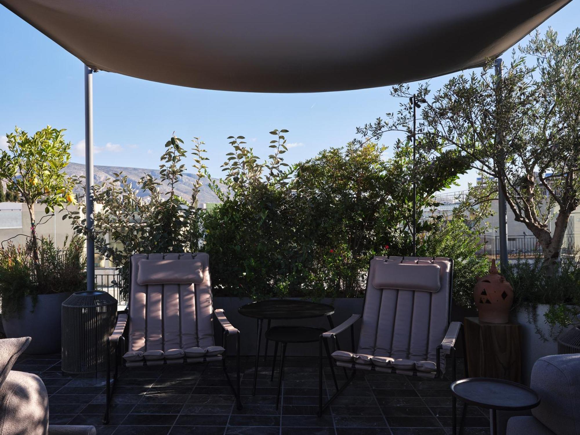 Monastik Living In Athina Hotel Атина Екстериор снимка