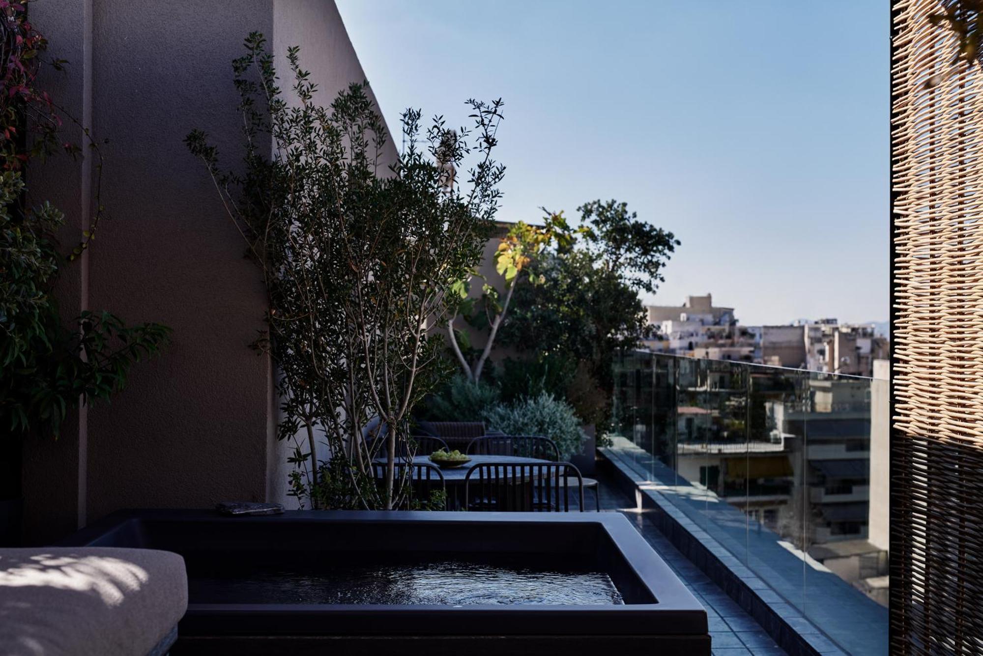 Monastik Living In Athina Hotel Атина Екстериор снимка