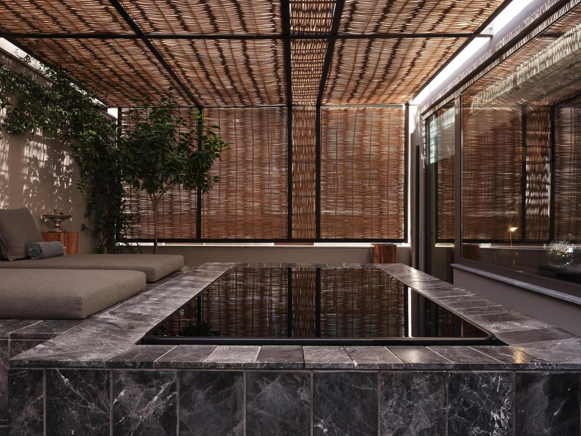 Monastik Living In Athina Hotel Атина Екстериор снимка